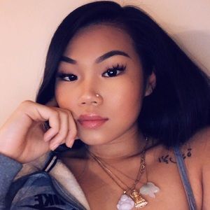 Meet your Posher, Bella